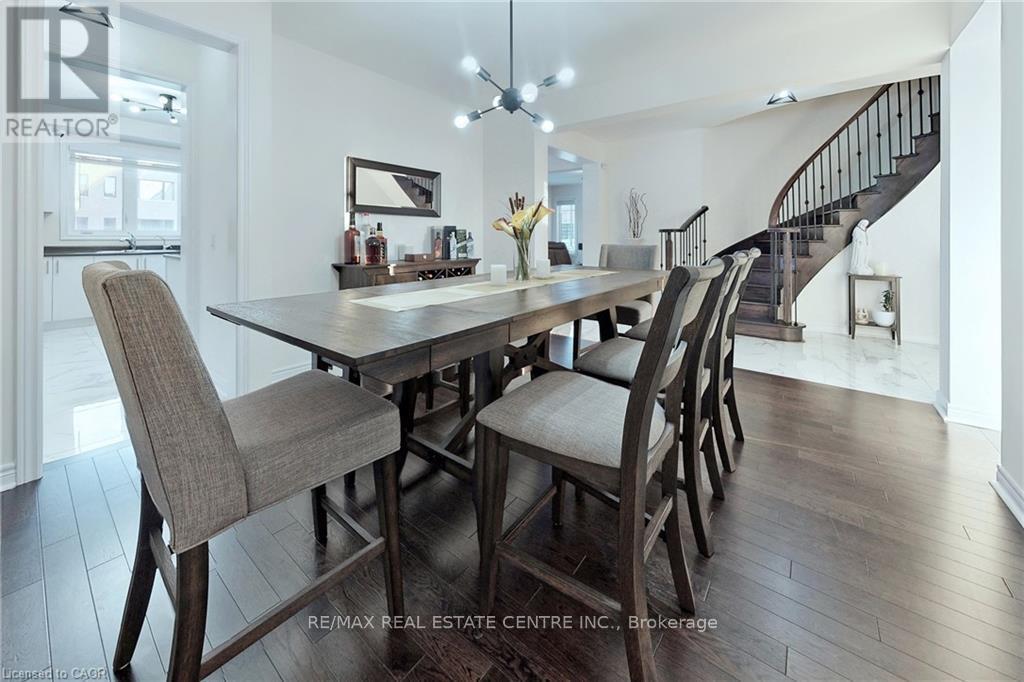 216 Harcourt Crescent, Woodstock (Woodstock - North), Ontario  N4T 0H2 - Photo 10 - X12773674