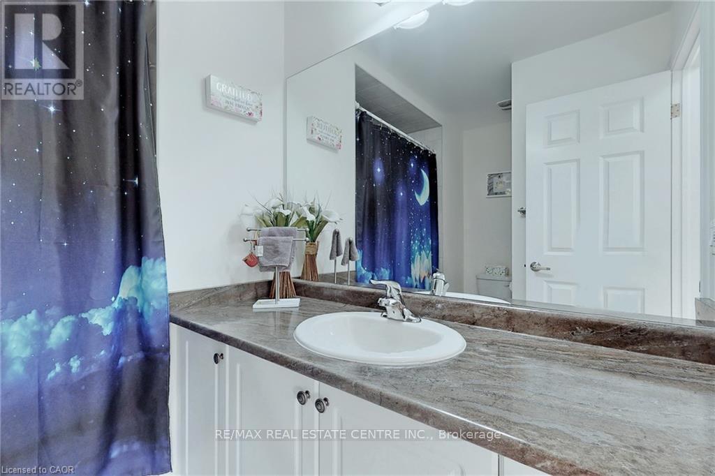 216 Harcourt Crescent, Woodstock (Woodstock - North), Ontario  N4T 0H2 - Photo 36 - X12773674