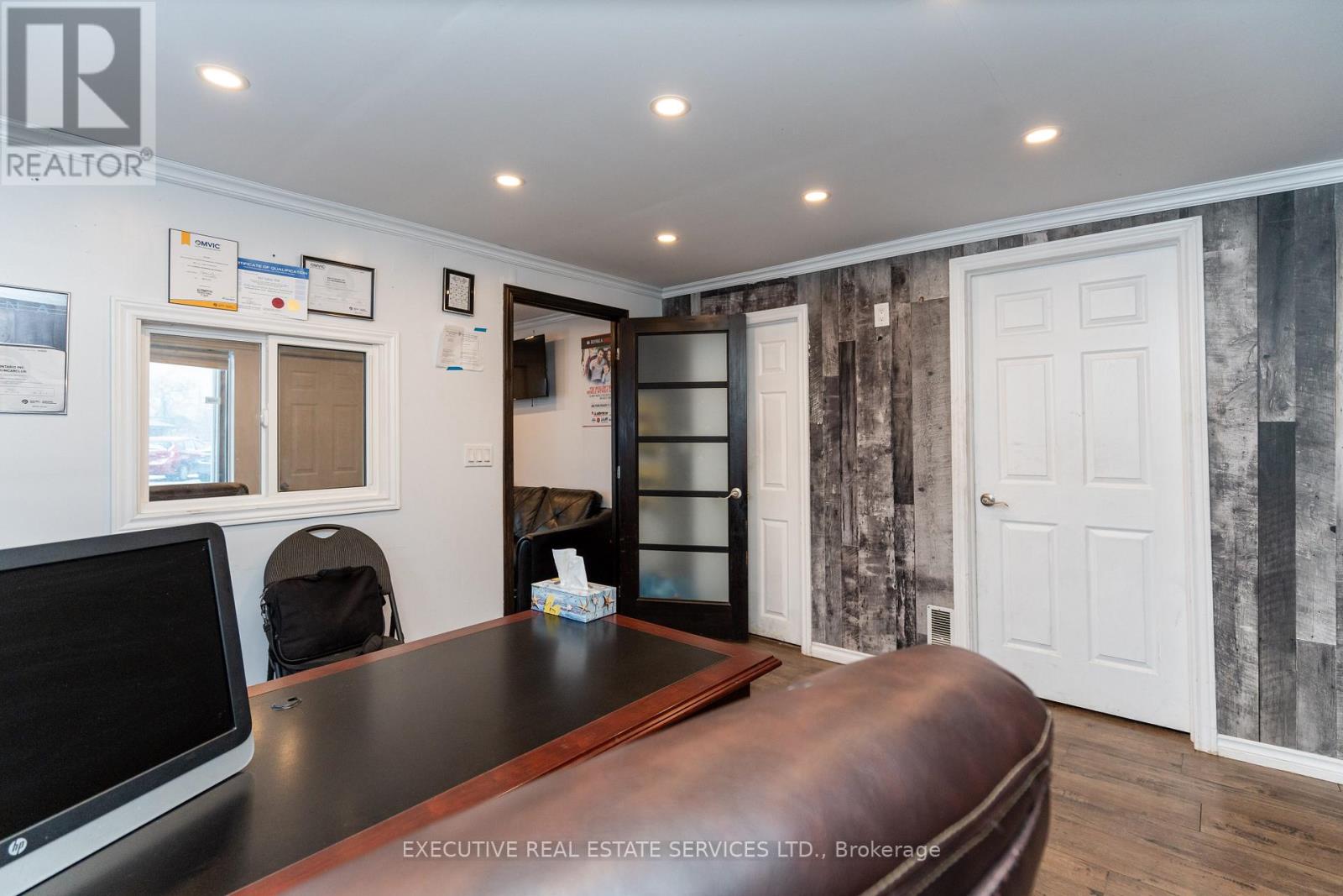 4 Beaumont Crescent, Guelph, Ontario  N1E 6A7 - Photo 10 - X12773680