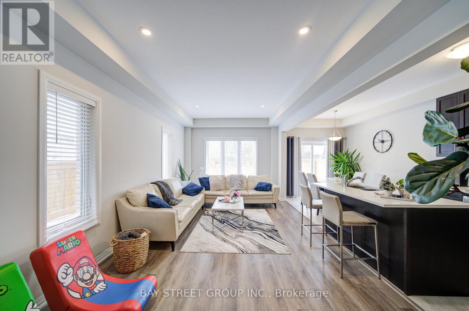 9348 White Oak Avenue, Niagara Falls (Lyons Creek), Ontario  L2G 3P6 - Photo 11 - X12773686