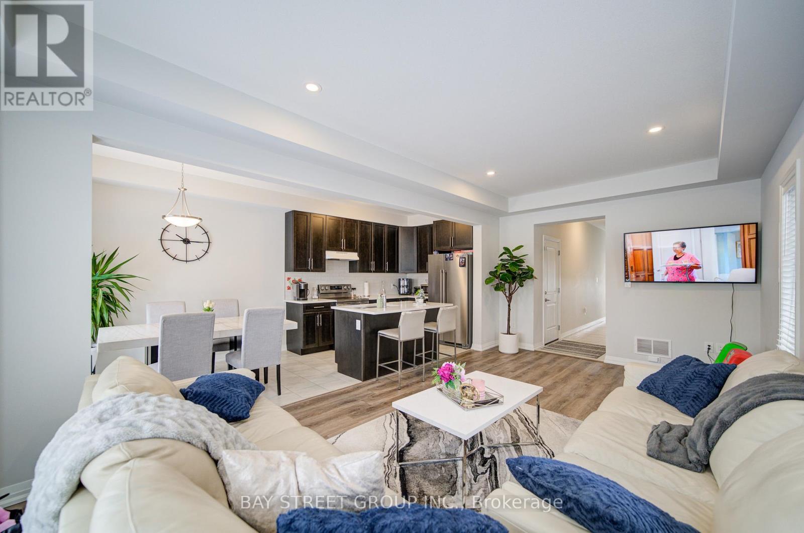 9348 White Oak Avenue, Niagara Falls (Lyons Creek), Ontario  L2G 3P6 - Photo 17 - X12773686