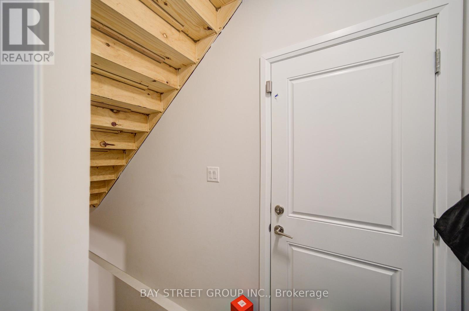 9348 White Oak Avenue, Niagara Falls (Lyons Creek), Ontario  L2G 3P6 - Photo 43 - X12773686