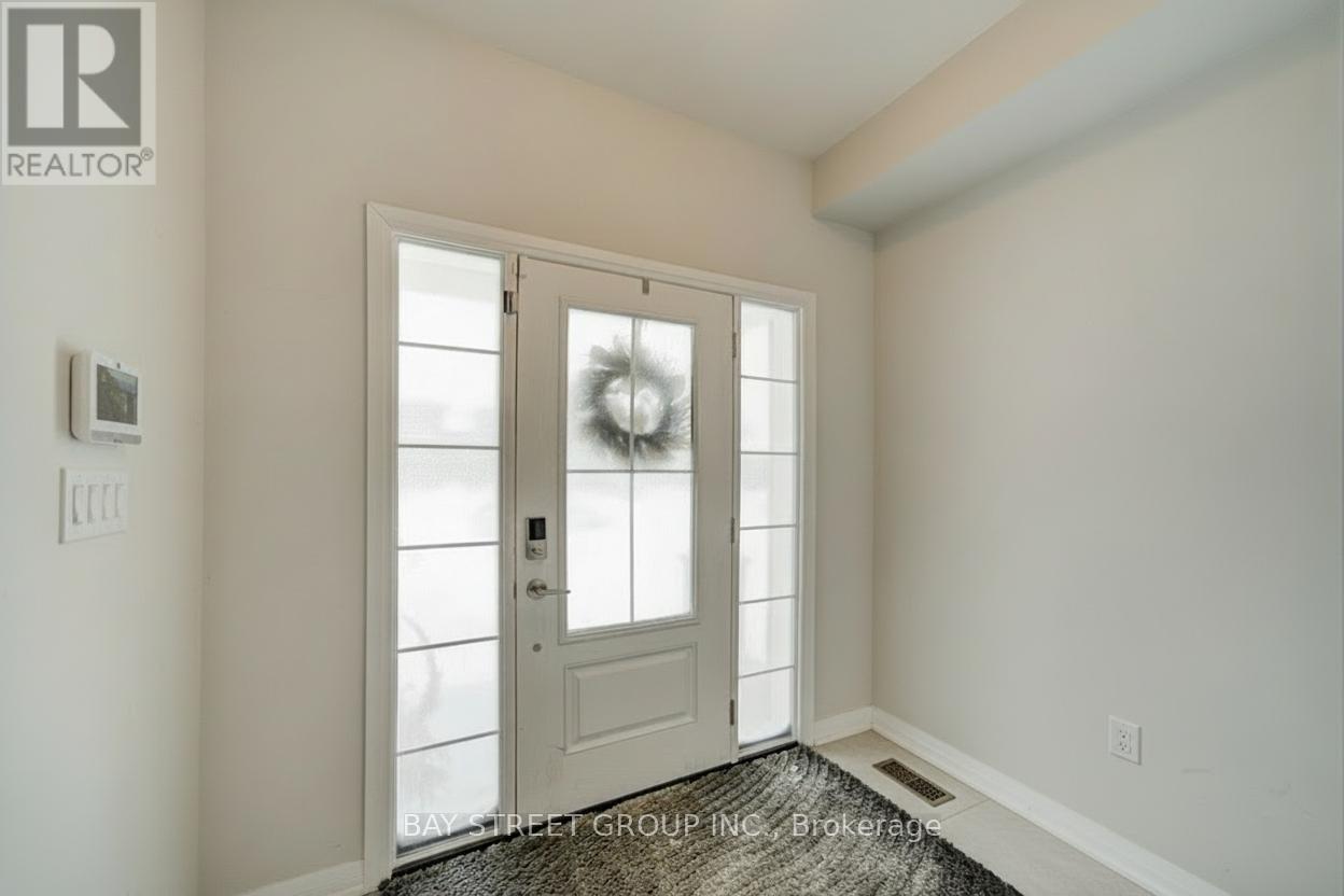 9348 White Oak Avenue, Niagara Falls (Lyons Creek), Ontario  L2G 3P6 - Photo 5 - X12773686