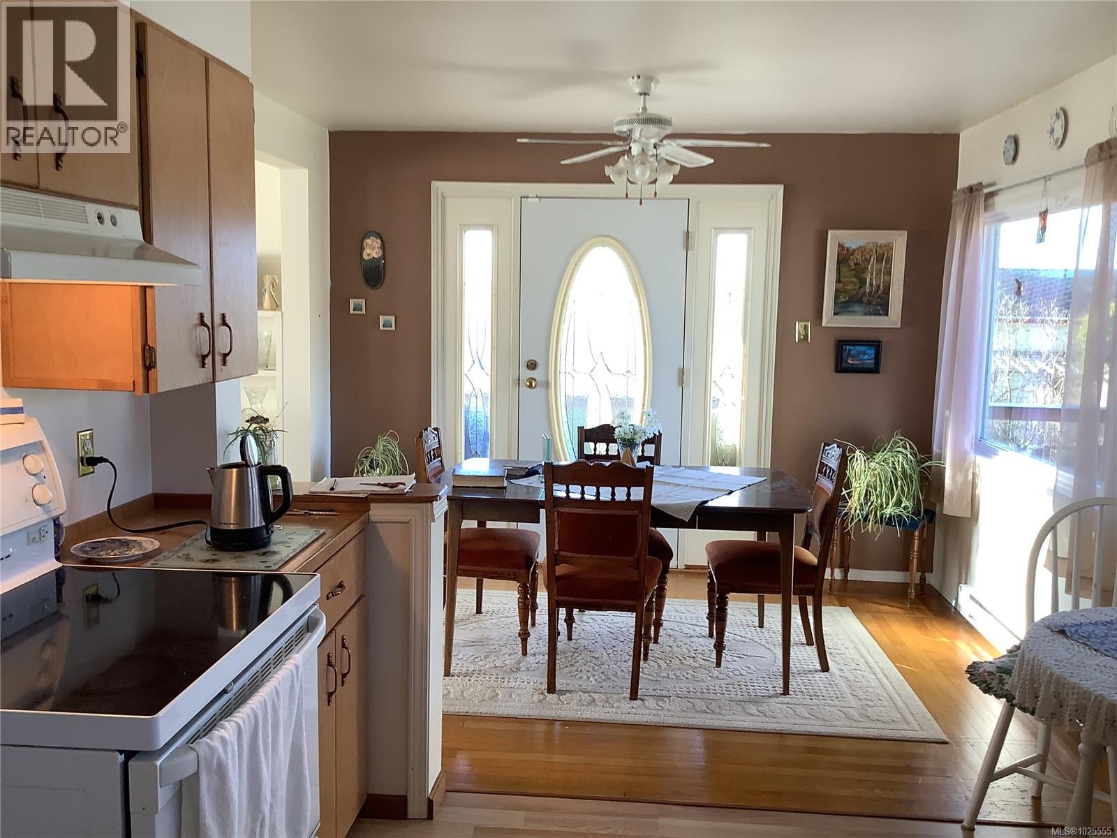 220 17th Ave, Sointula, British Columbia  V0N 3E0 - Photo 5 - 1025555