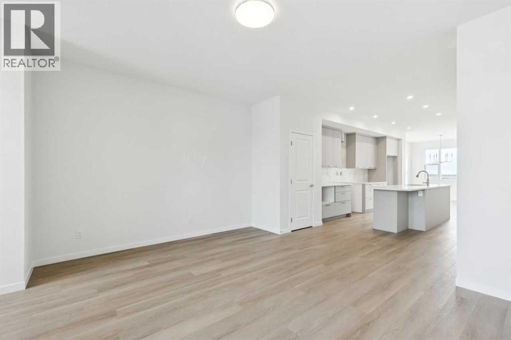 268 Annette Villas Nw, Calgary, Alberta  T3R 2K5 - Photo 7 - A2285184