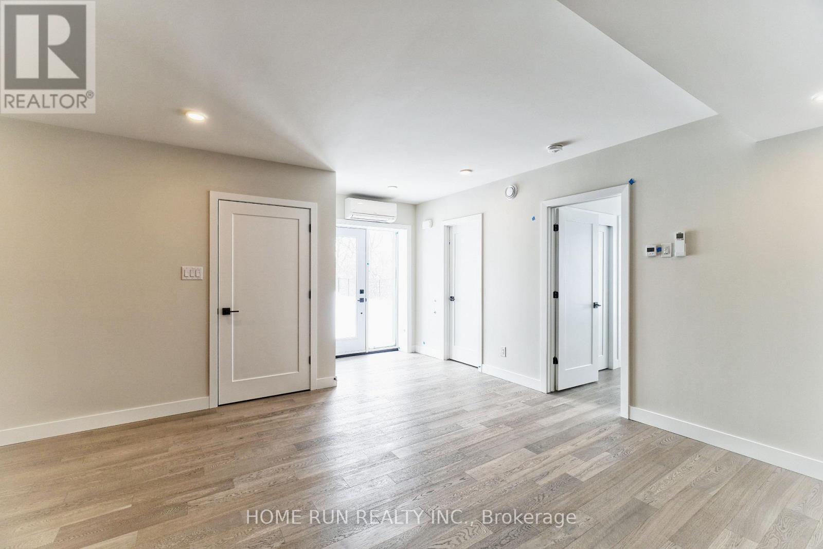 Lower Unit - 146 Orr Farm Way, Ottawa, Ontario  K2K 0R1 - Photo 14 - X12697336