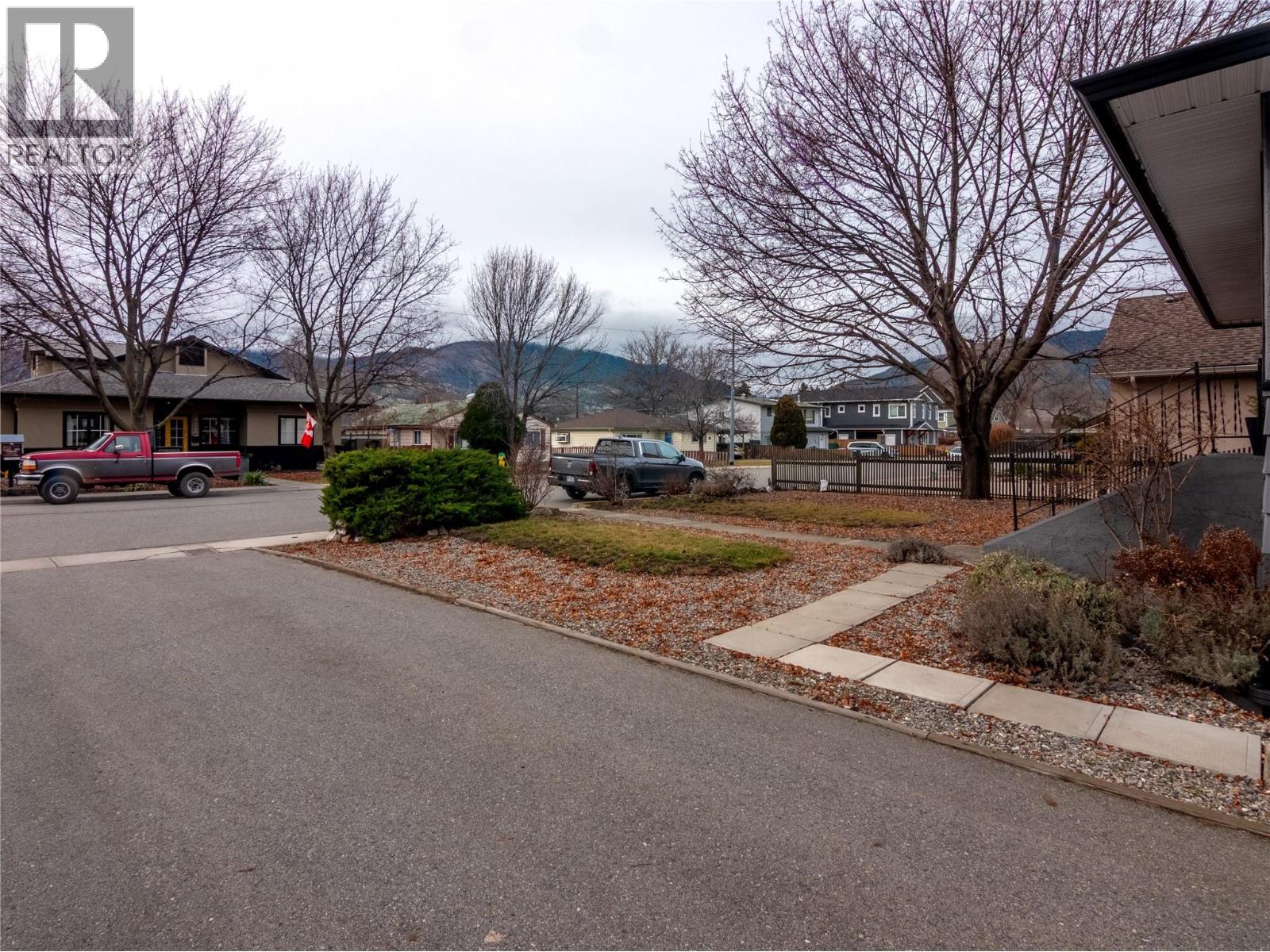 413 Conklin Avenue, Penticton, British Columbia  V2A 2T3 - Photo 34 - 10374323