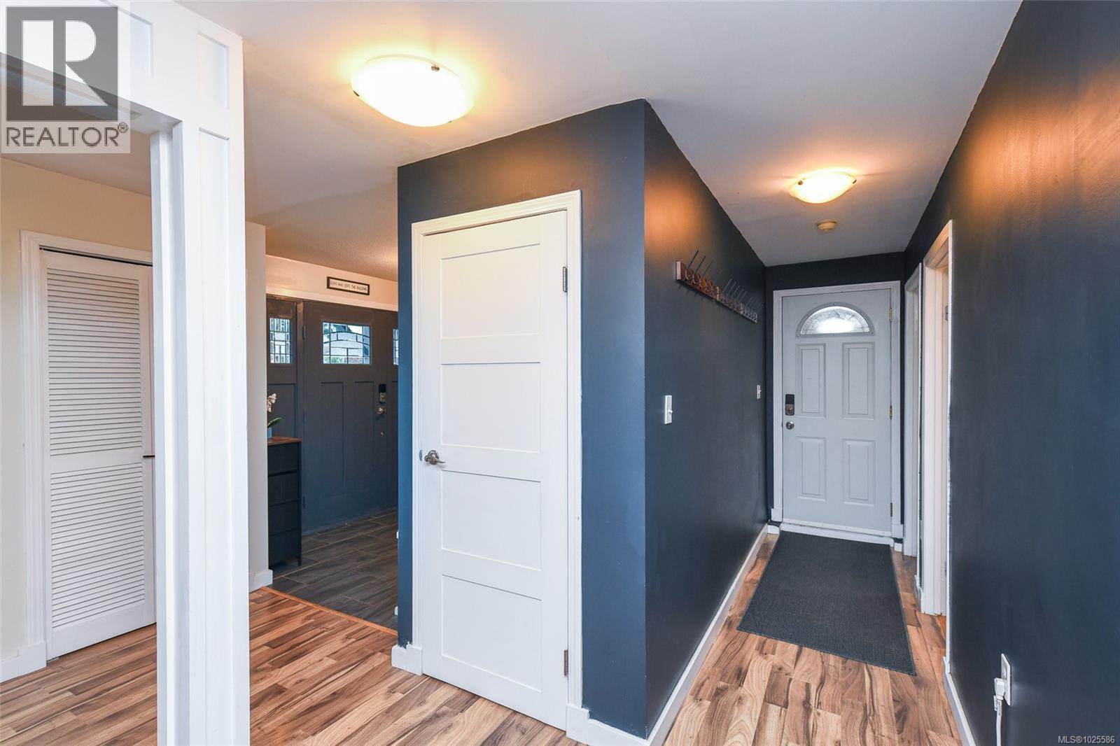 599 23rd St, Courtenay, British Columbia  V9N 7K9 - Photo 25 - 1025586