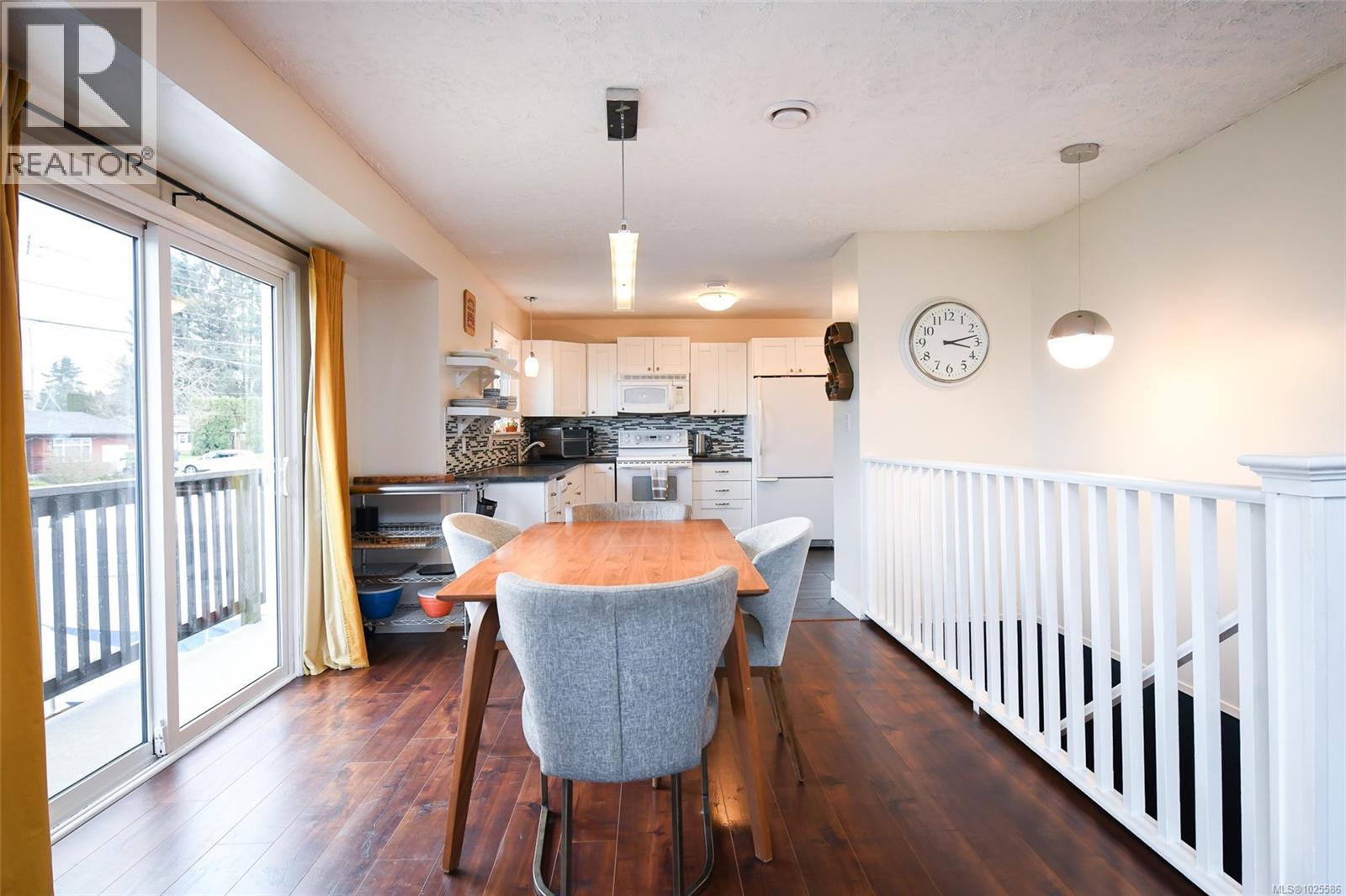 599 23rd St, Courtenay, British Columbia  V9N 7K9 - Photo 9 - 1025586