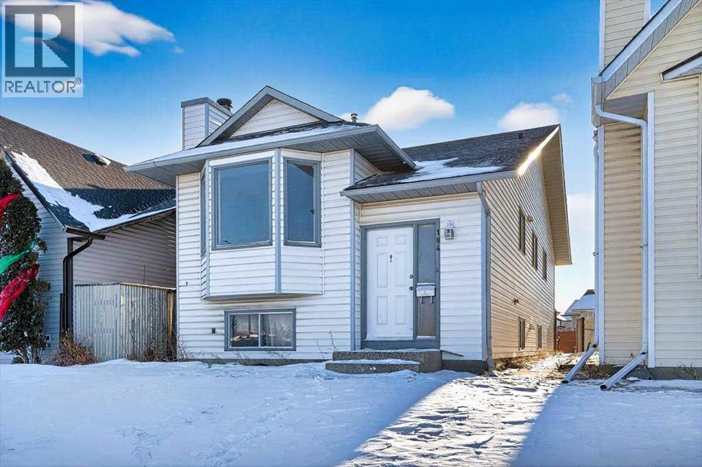 184 Falmere Way Ne, Calgary, Alberta  T3J 2Y2 - Photo 2 - A2276375