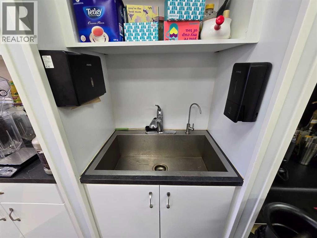 214 2 Street, Irricana, Alberta  T0M 1B0 - Photo 5 - A2284765