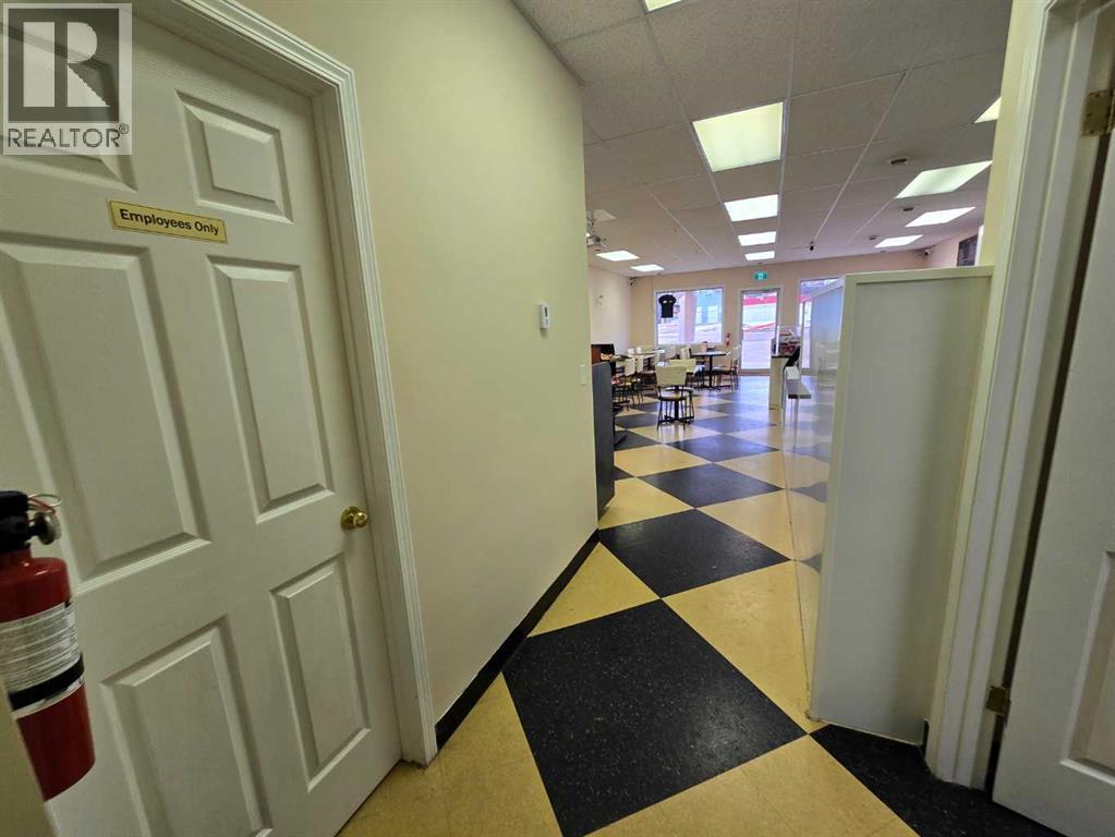 214 2 Street, Irricana, Alberta  T0M 1B0 - Photo 11 - A2284765