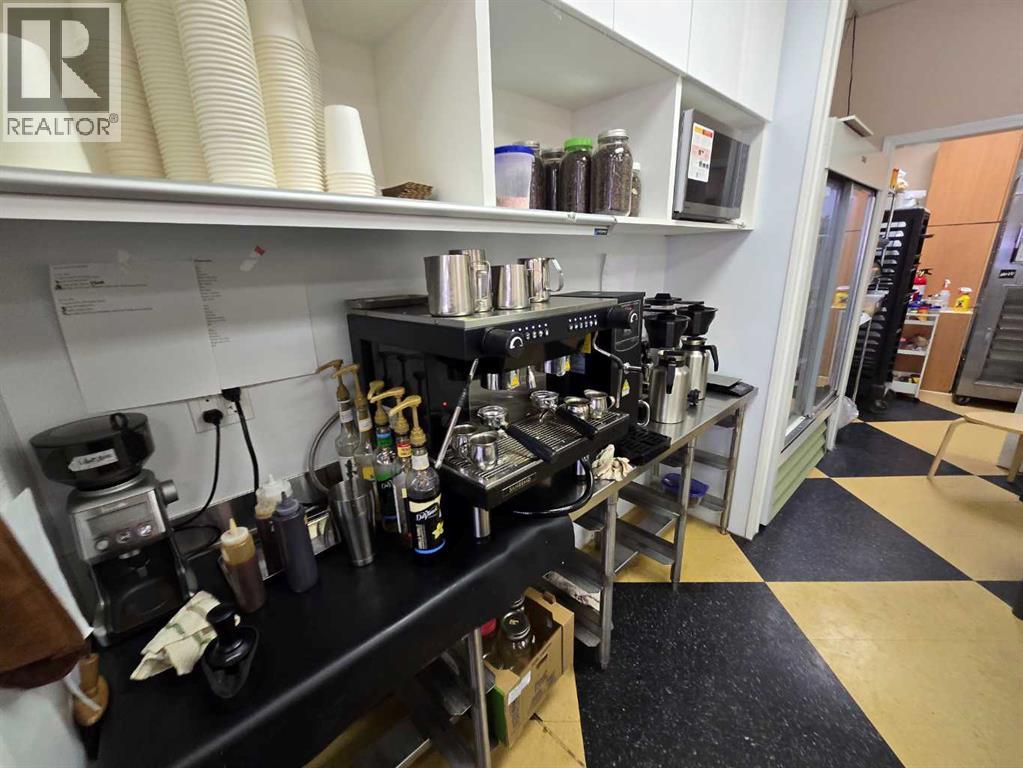 214 2 Street, Irricana, Alberta  T0M 1B0 - Photo 6 - A2284765