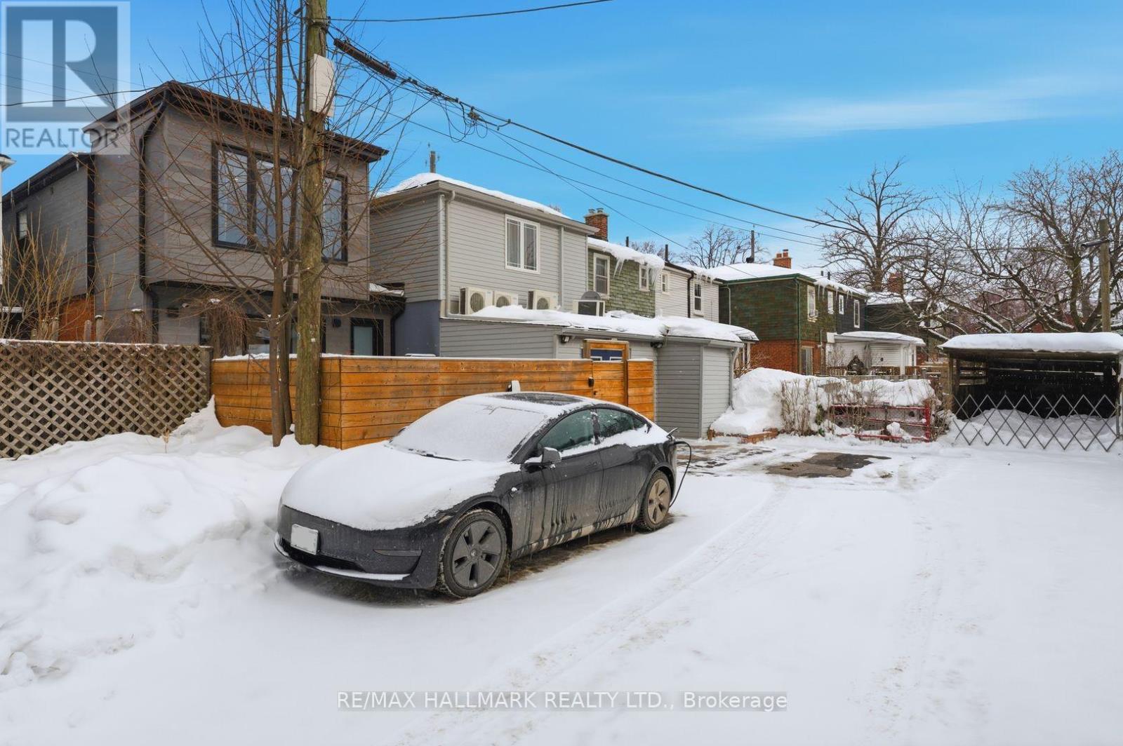 1709 Dundas Street E, Toronto, Ontario  M4L 1L7 - Photo 50 - E12772948