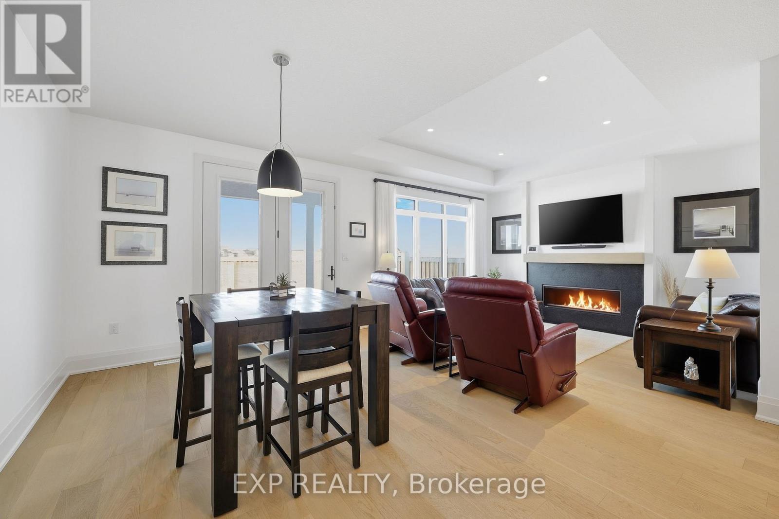 56 Optimist Drive, Southwold, Ontario  N5P 0G4 - Photo 12 - X12770260