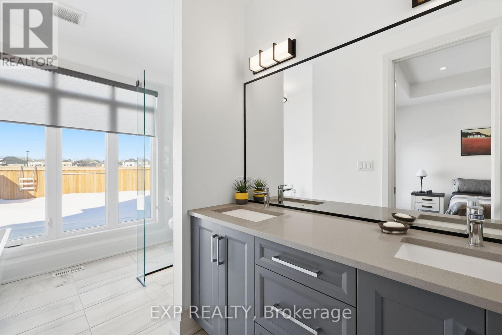 56 Optimist Drive, Southwold, Ontario  N5P 0G4 - Photo 26 - X12770260