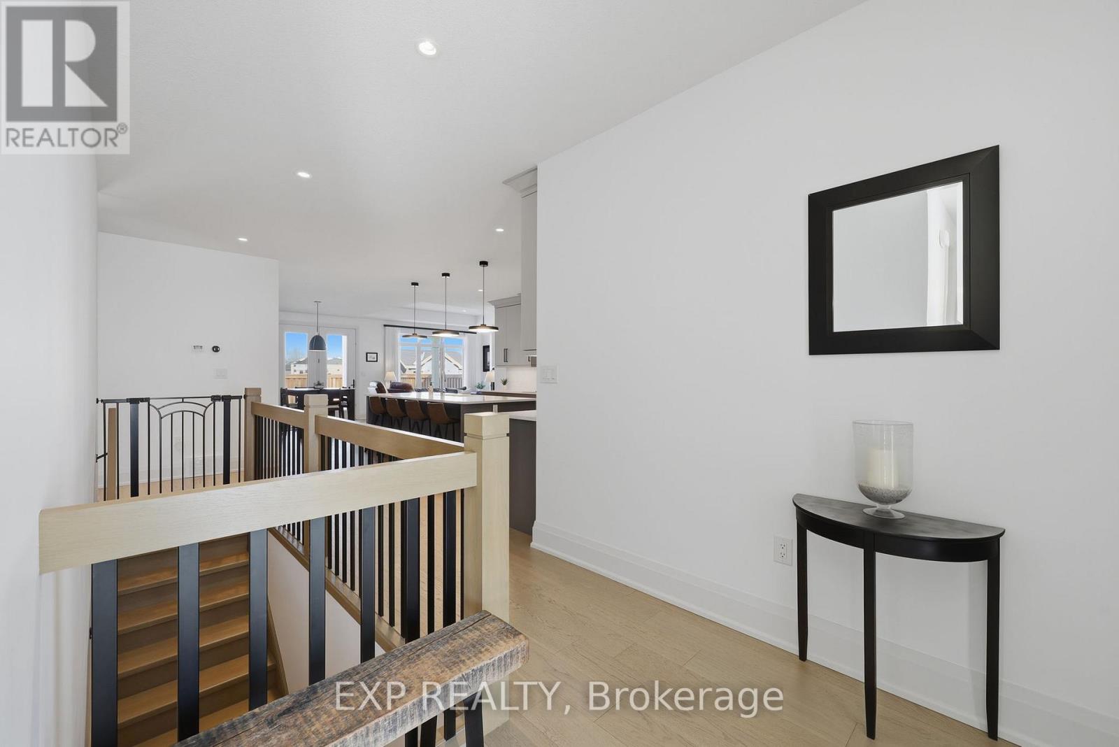 56 Optimist Drive, Southwold, Ontario  N5P 0G4 - Photo 4 - X12770260