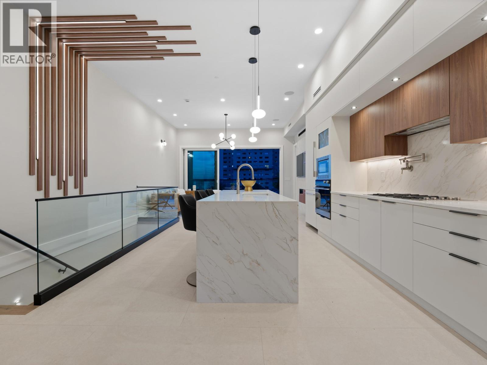 2380 Marine Drive, West Vancouver, British Columbia  V7V 1K8 - Photo 12 - R3088143