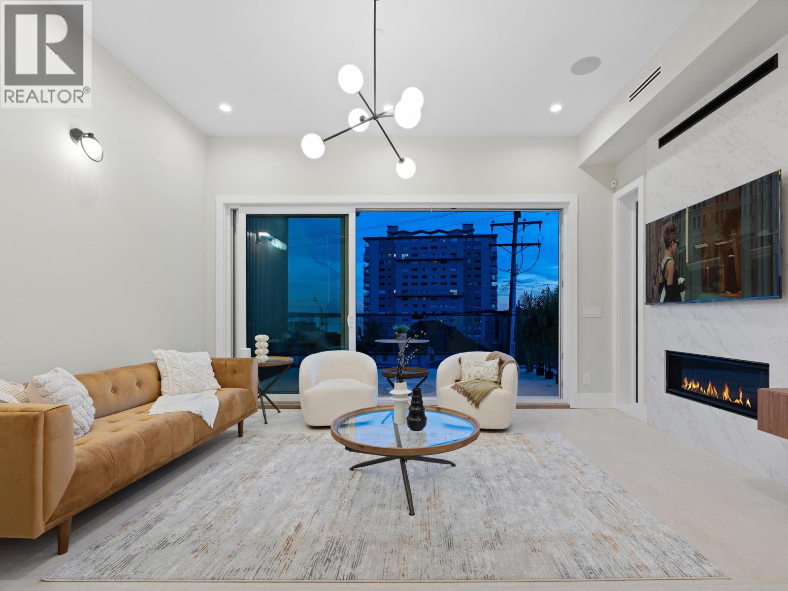 2380 Marine Drive, West Vancouver, British Columbia  V7V 1K8 - Photo 4 - R3088143