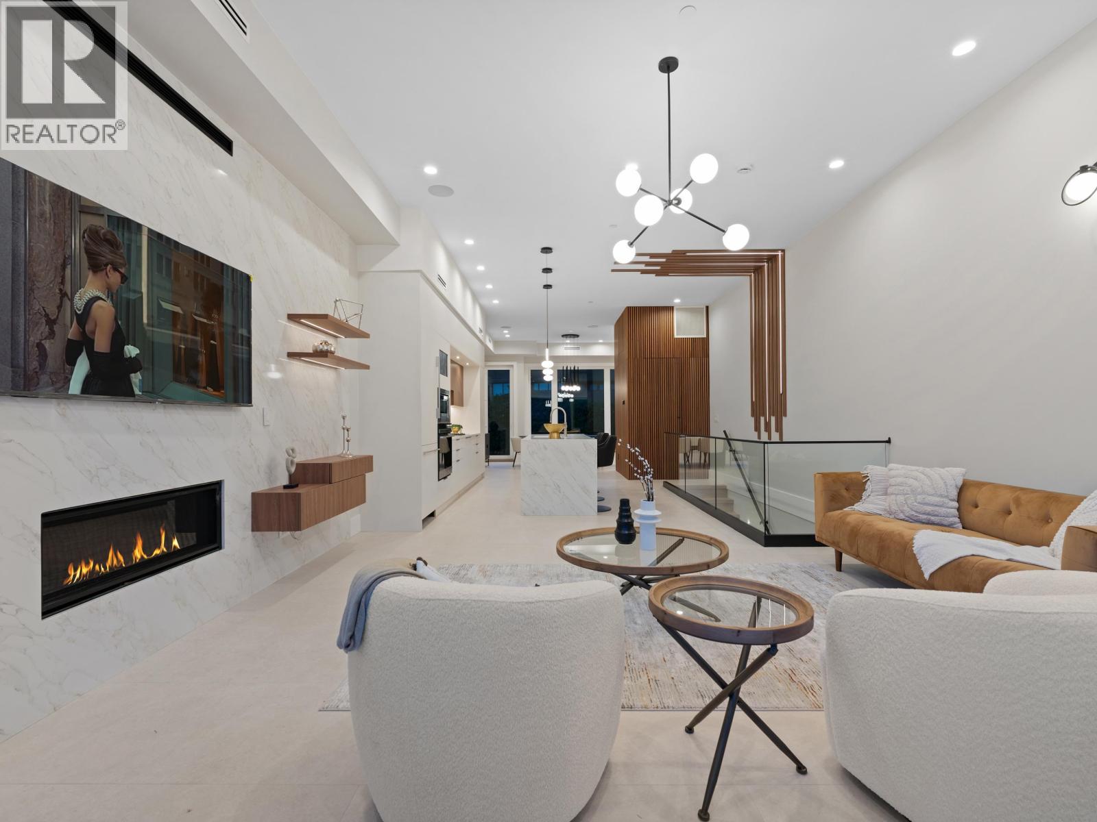 2380 Marine Drive, West Vancouver, British Columbia  V7V 1K8 - Photo 8 - R3088143