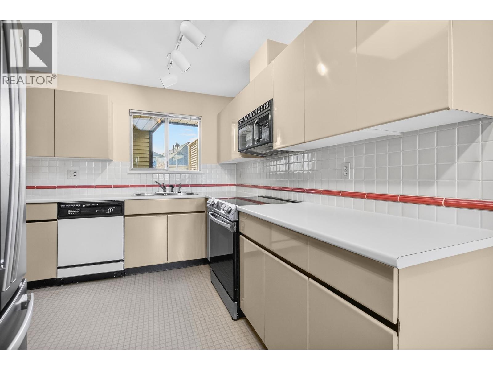 42 1207 Confederation Drive, Port Coquitlam, British Columbia  V3C 6B8 - Photo 8 - R3088187