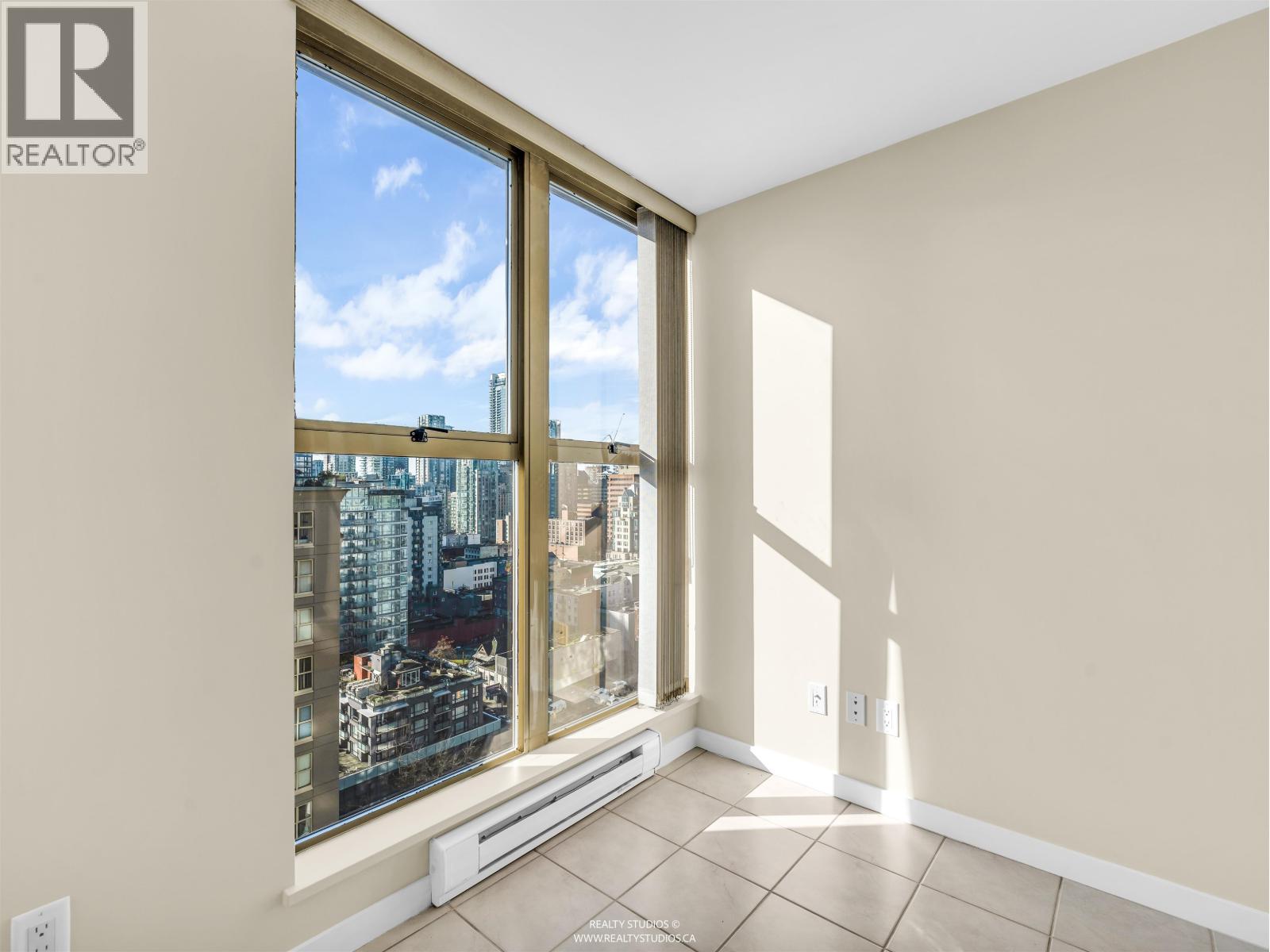 2208 969 Richards Street, Vancouver, British Columbia  V6B 1A8 - Photo 13 - R3088190