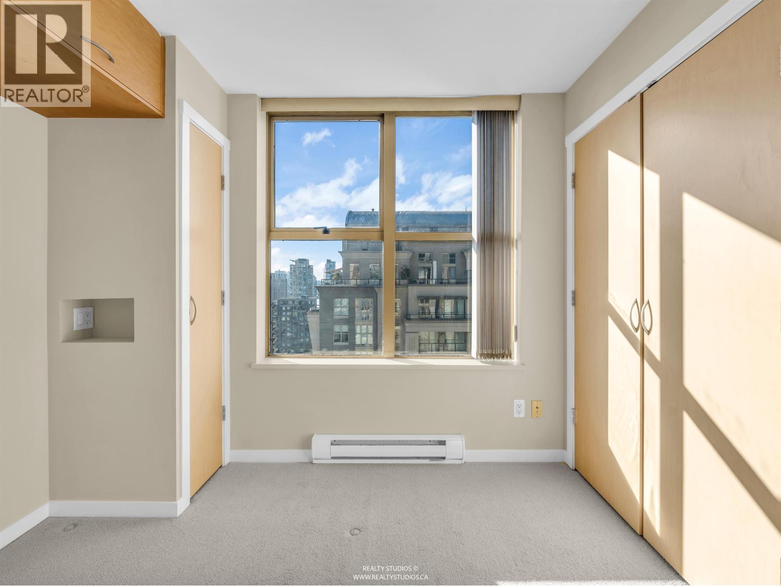 2208 969 Richards Street, Vancouver, British Columbia  V6B 1A8 - Photo 14 - R3088190