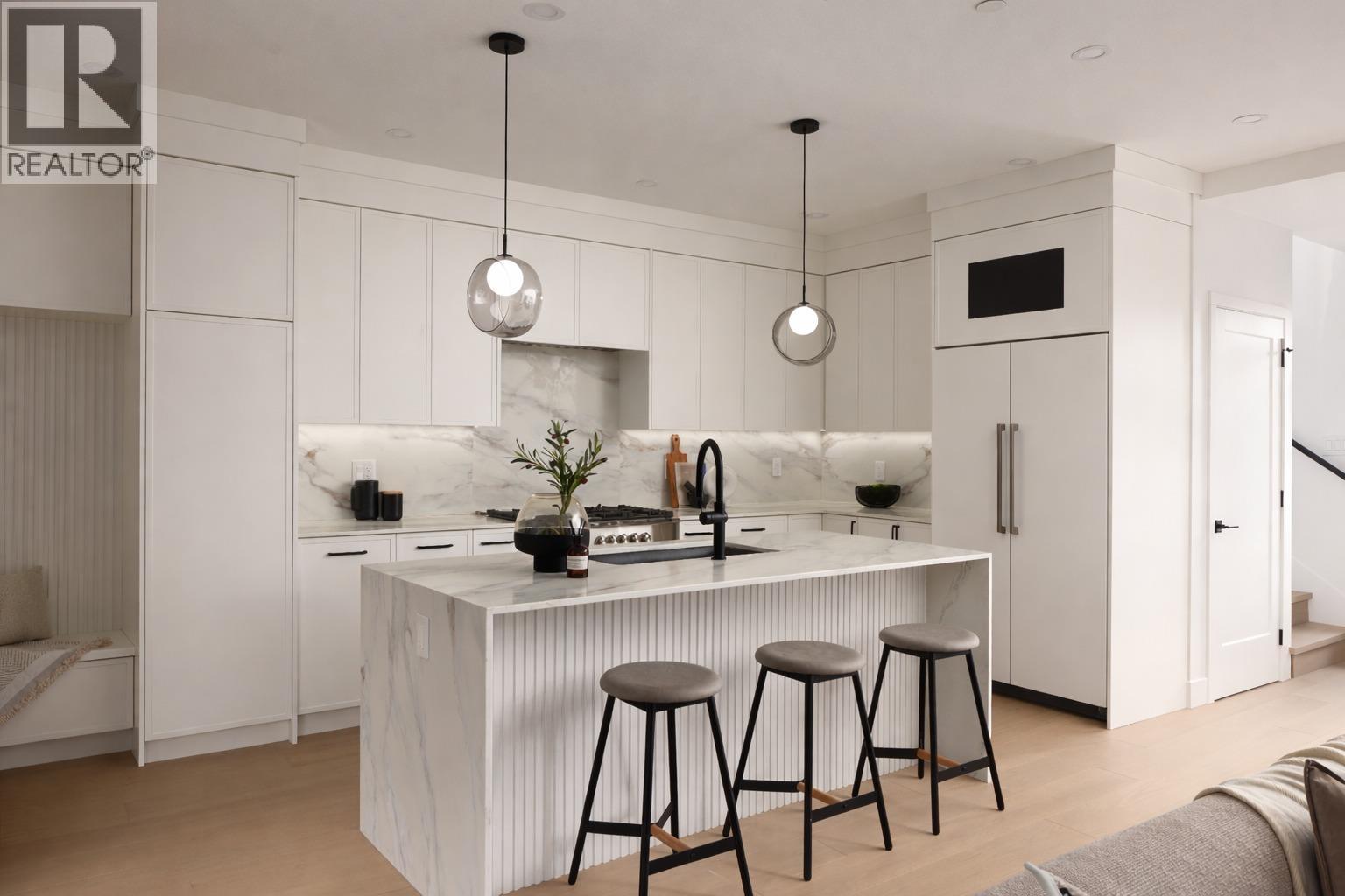 1 421 W 23rd Avenue, Vancouver, British Columbia  V5Y 2H5 - Photo 1 - R3088193