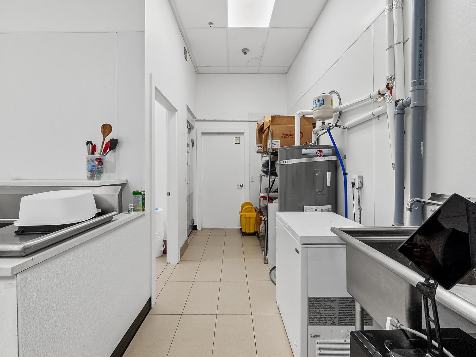 113 2777 Gladwin Road, Abbotsford, British Columbia  V2T 3S3 - Photo 20 - C8076028