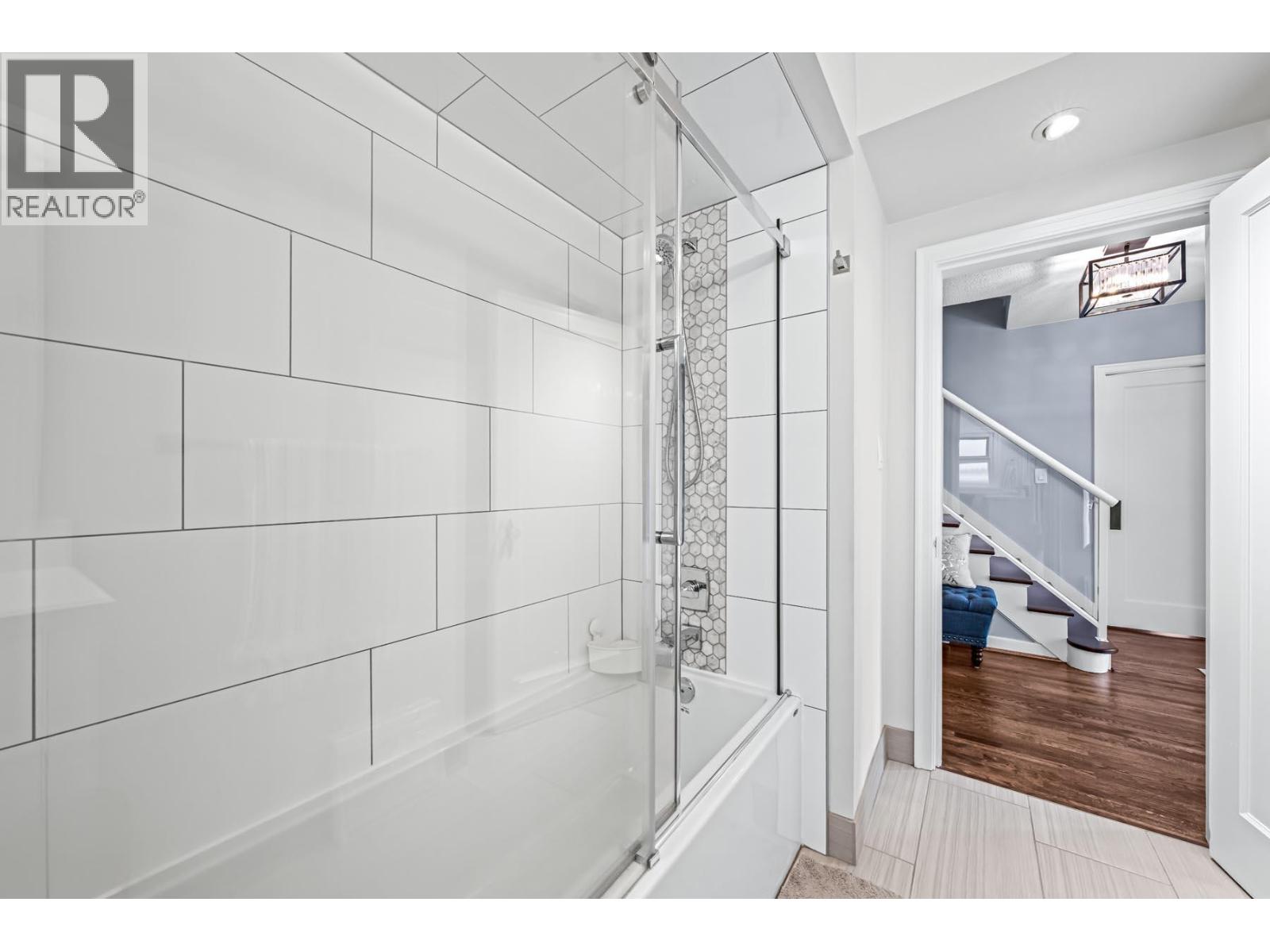 921 Fifth Street, New Westminster, British Columbia  V3L 2Y5 - Photo 17 - R3088156