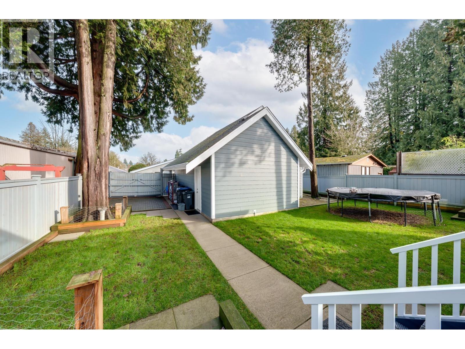 921 Fifth Street, New Westminster, British Columbia  V3L 2Y5 - Photo 33 - R3088156