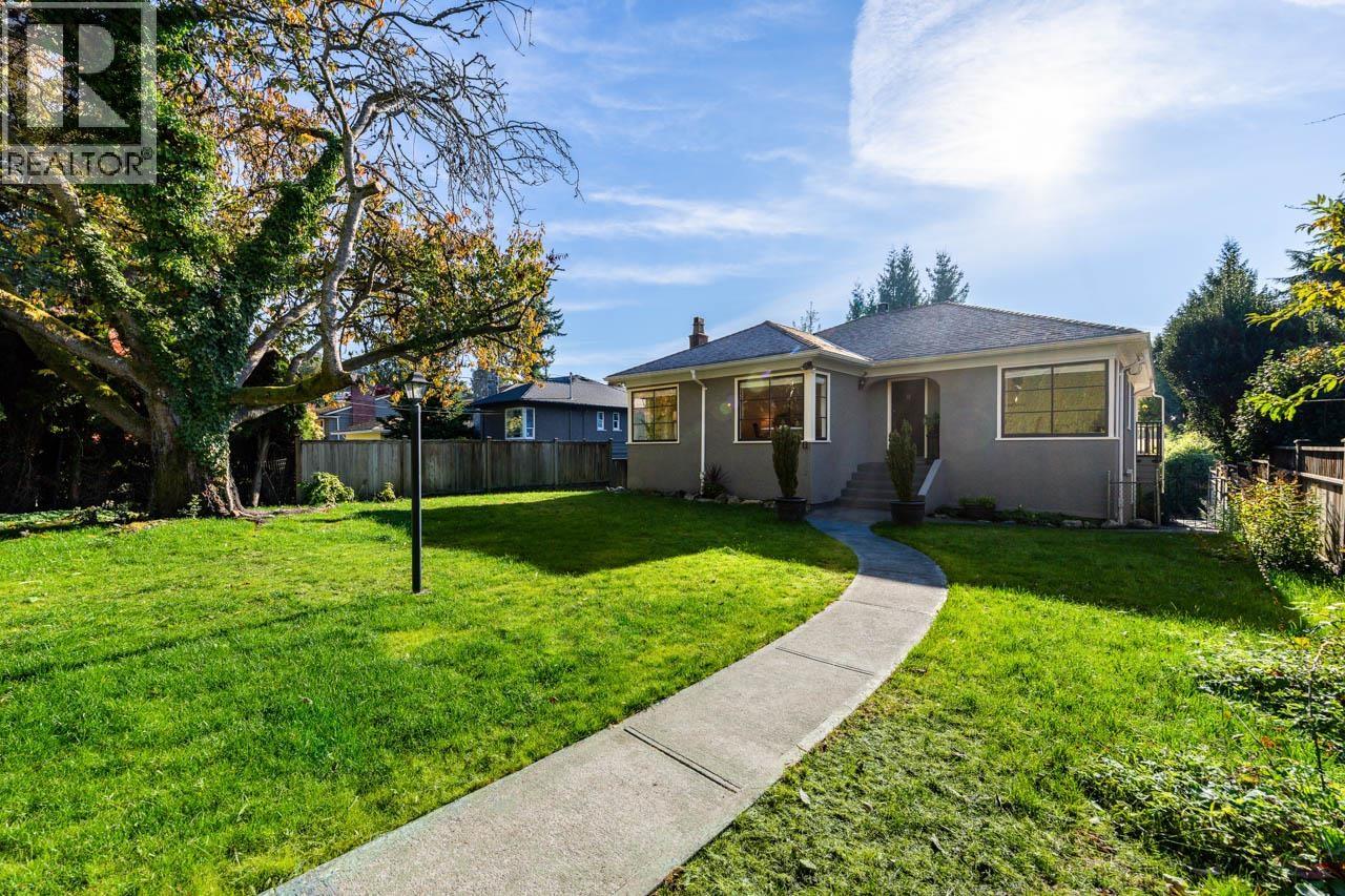 1258 JEFFERSON AVENUE, West Vancouver, British Columbia