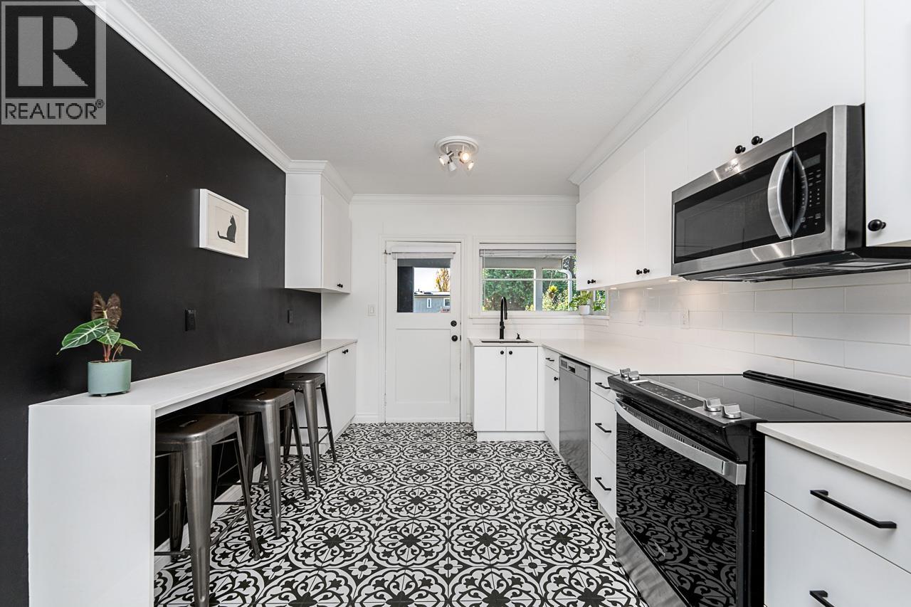 1258 Jefferson Avenue, West Vancouver, British Columbia  V7T 2B1 - Photo 8 - R3088196