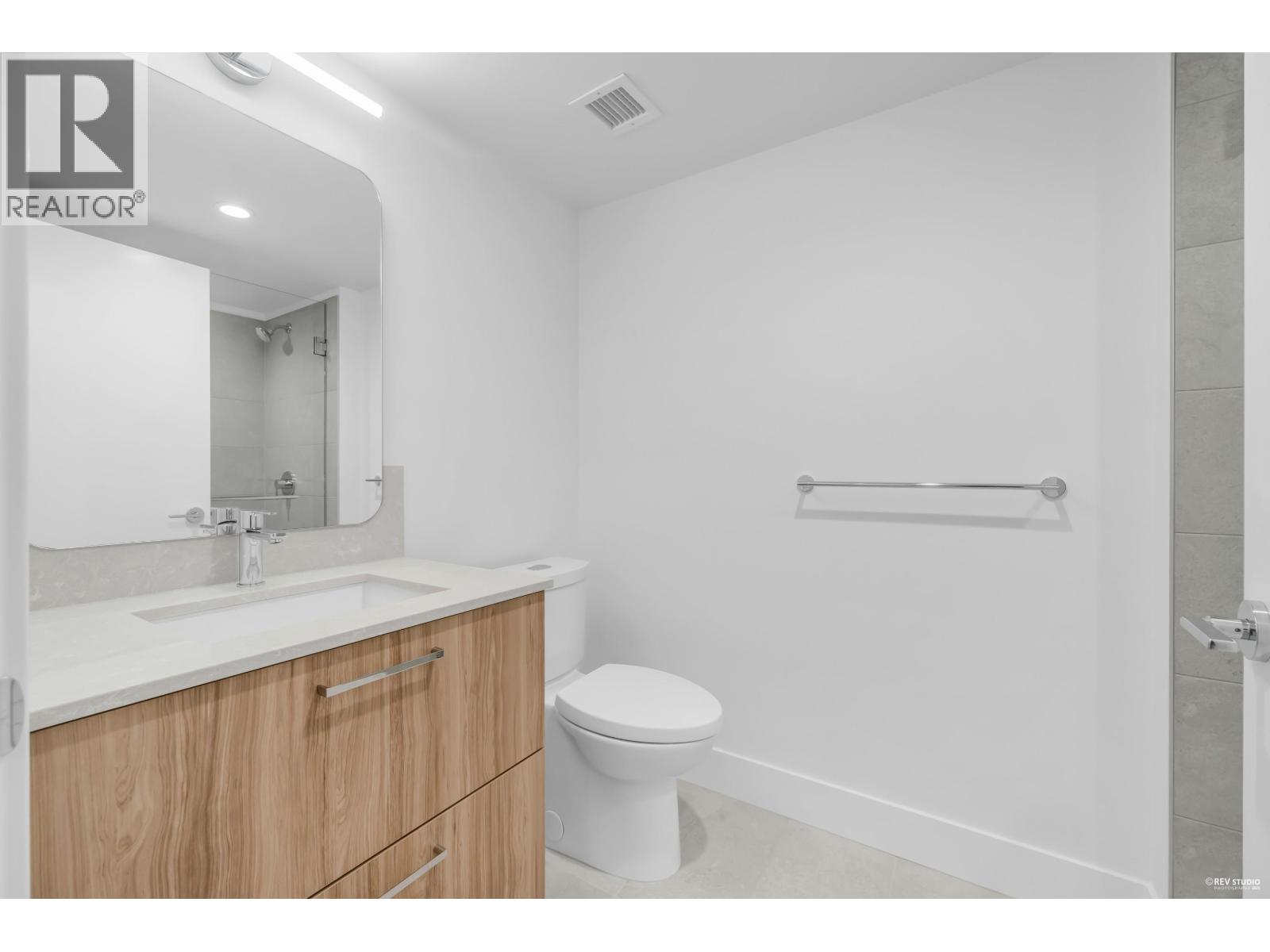 105 2320 Emery Court, North Vancouver, British Columbia  V7J 0G3 - Photo 26 - R3088174