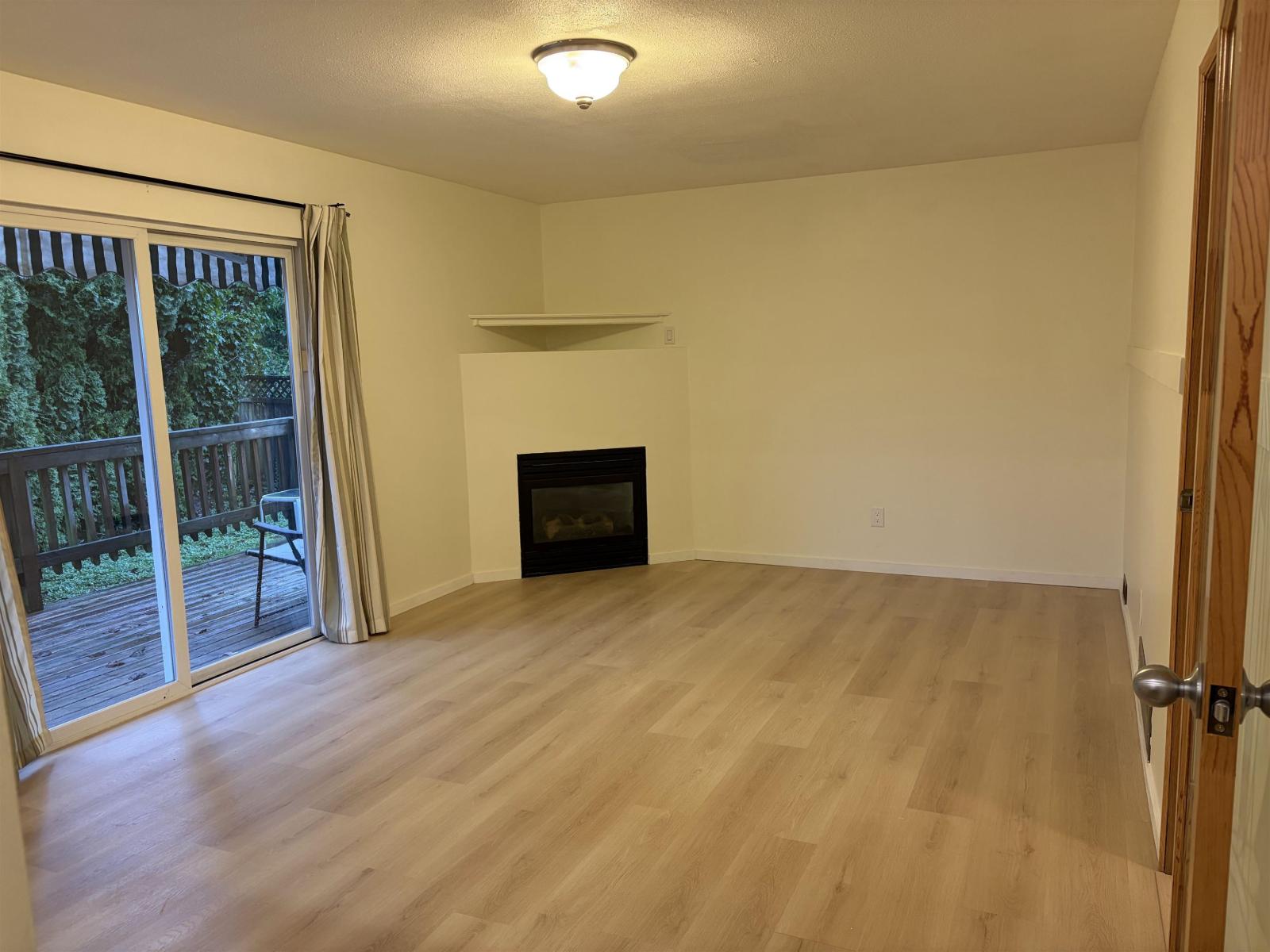 13363 65a Avenue, Surrey, British Columbia  V3W 8T2 - Photo 9 - R3088126