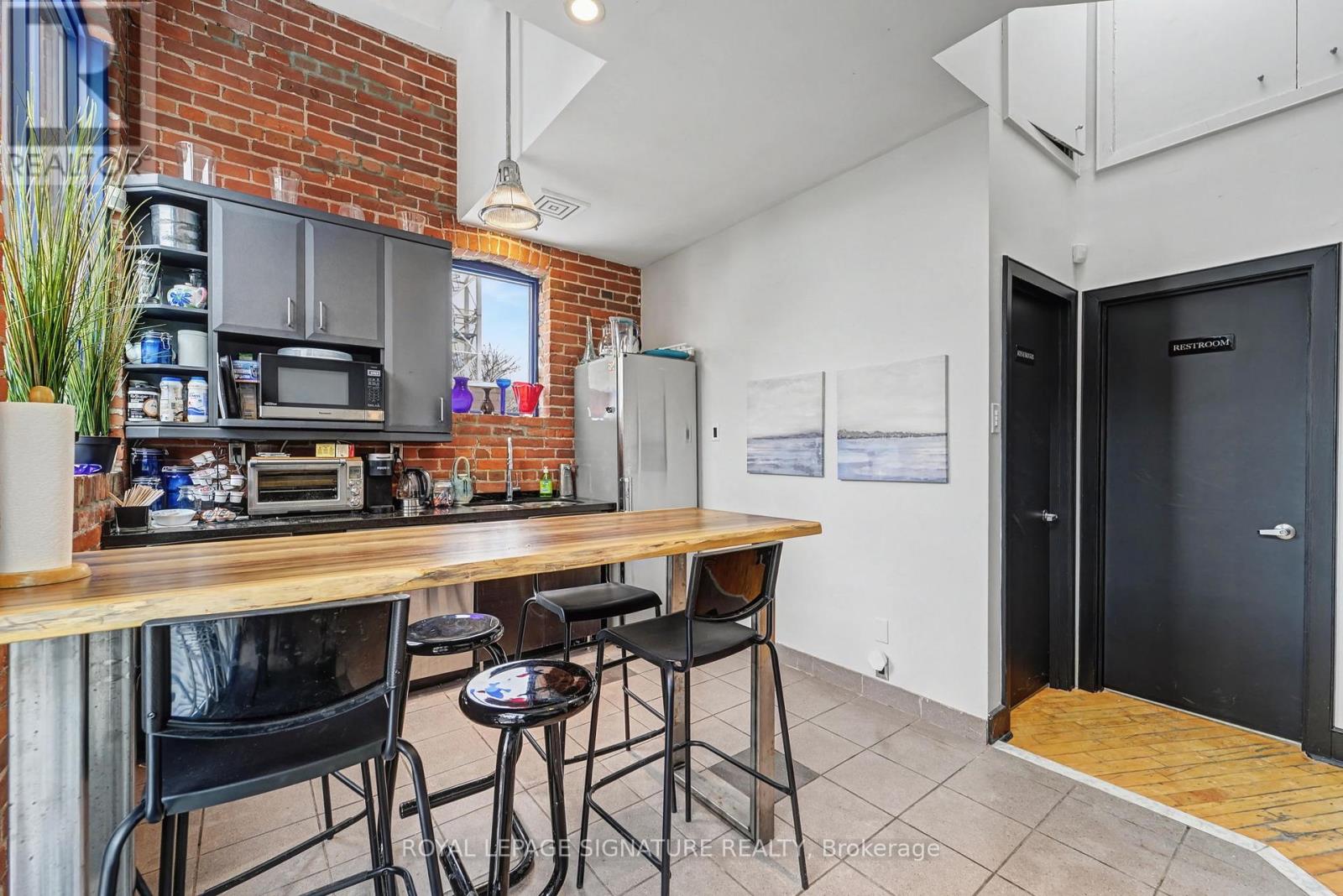 Office B - 259 Danforth Avenue, Toronto (North Riverdale), Ontario  M4K 2X4 - Photo 13 - E12773710