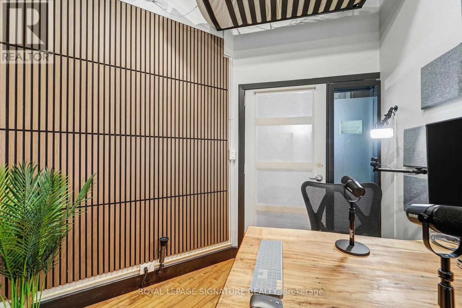 Office B - 259 Danforth Avenue, Toronto (North Riverdale), Ontario  M4K 2X4 - Photo 23 - E12773710