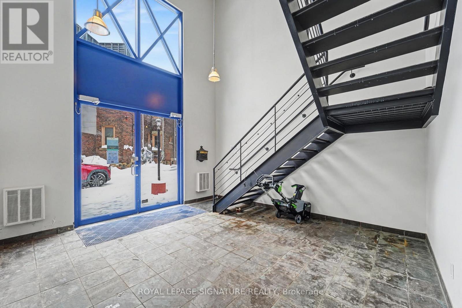 Office B - 259 Danforth Avenue, Toronto (North Riverdale), Ontario  M4K 2X4 - Photo 5 - E12773710