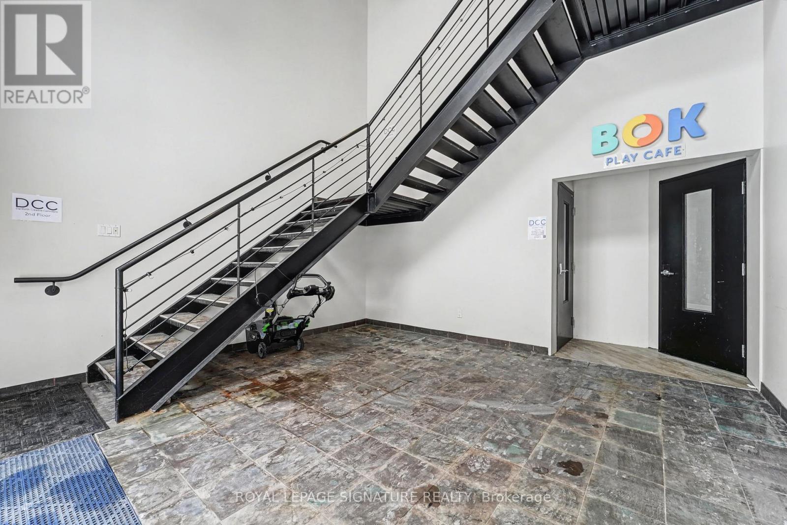 Office B - 259 Danforth Avenue, Toronto (North Riverdale), Ontario  M4K 2X4 - Photo 7 - E12773710