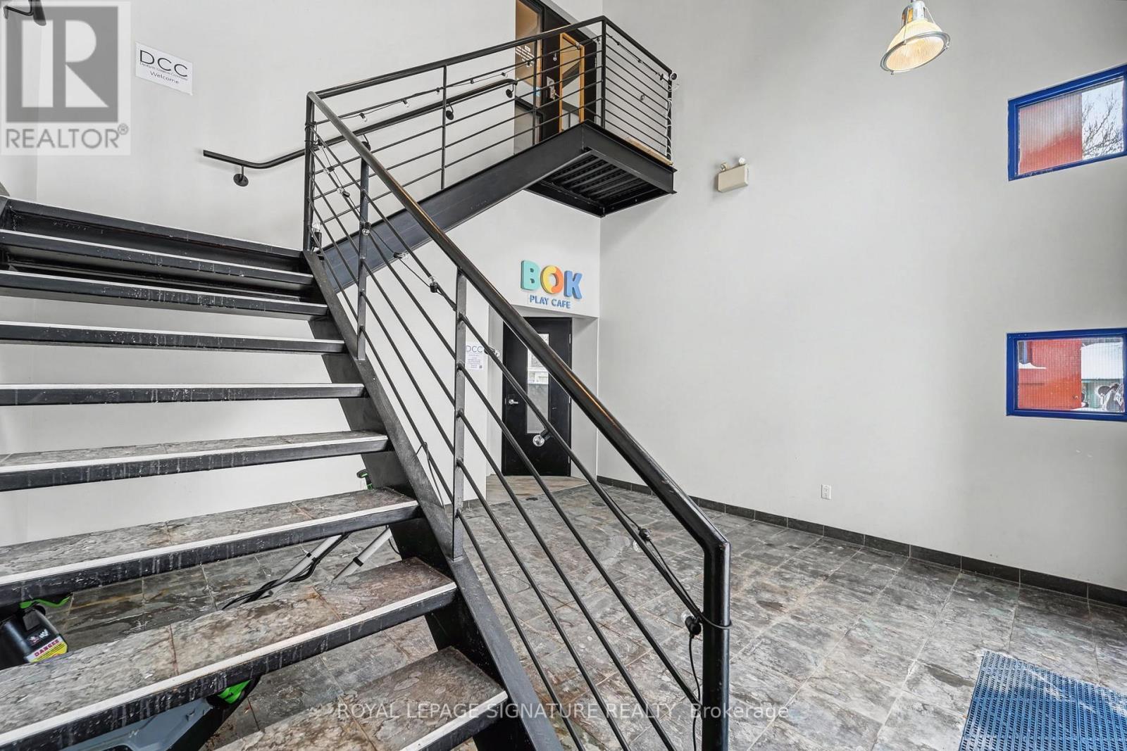 Office B - 259 Danforth Avenue, Toronto (North Riverdale), Ontario  M4K 2X4 - Photo 8 - E12773710