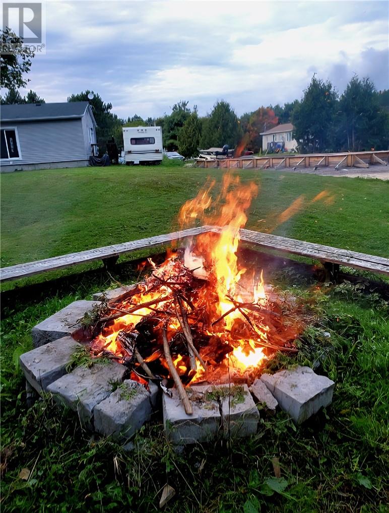 6 Des Pins Street, Field, Ontario  P0M 1H0 - Photo 30 - 2126386