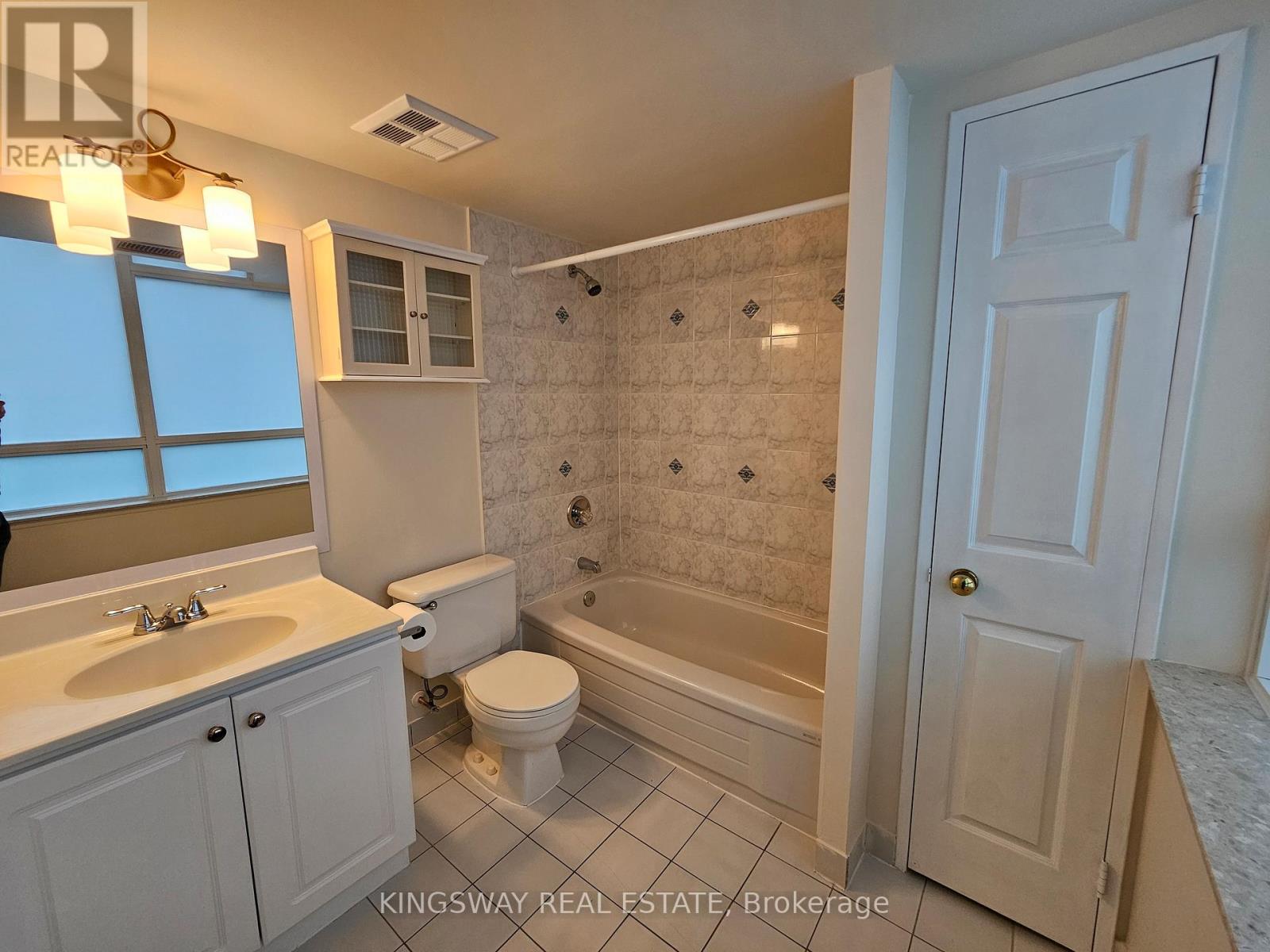 905 - 50 Kingsbridge Garden Circle, Mississauga (Hurontario), Ontario  L5R 1Y2 - Photo 18 - W12764594