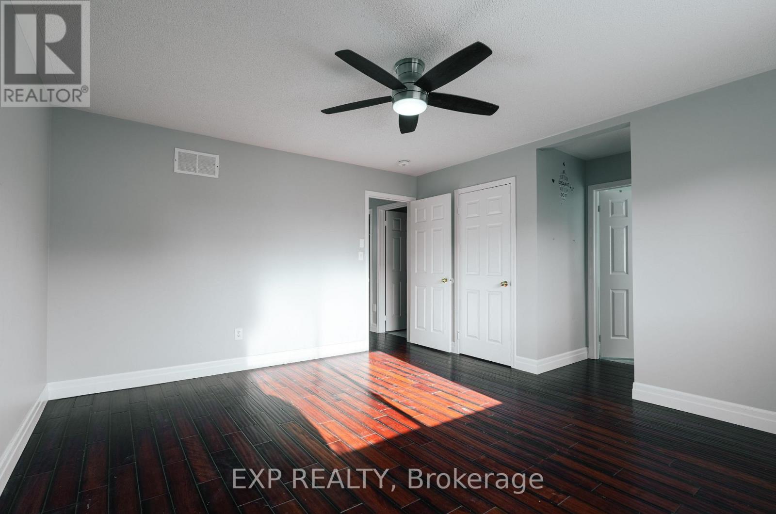 Upper - 10 Virtues Avenue, Brampton, Ontario  L7A 2R8 - Photo 22 - W12773240