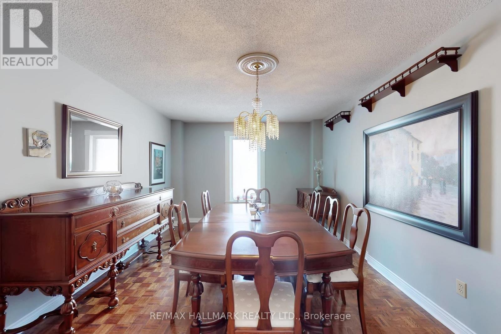 28 White Lodge Crescent, Richmond Hill (Mill Pond), Ontario  L4C 9A1 - Photo 7 - N12773720