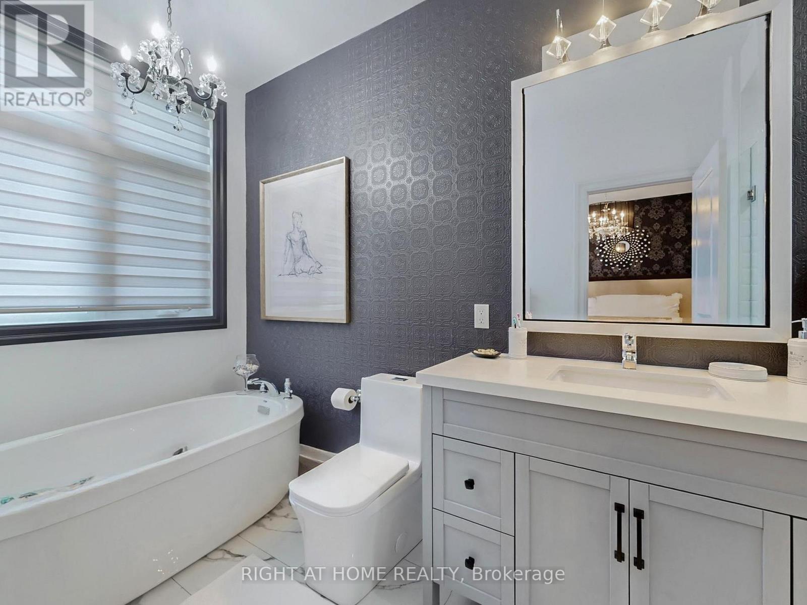 163 Lebovic Campus Drive, Vaughan (Patterson), Ontario  L6A 5A1 - Photo 16 - N12773738