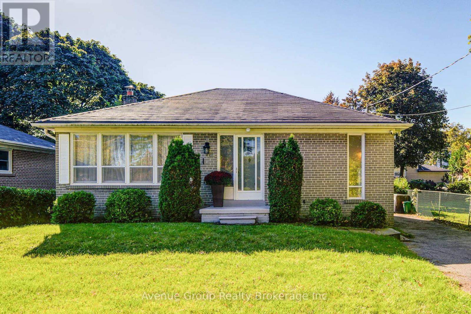 306 WENLOCK AVENUE, richmond hill (harding), Ontario