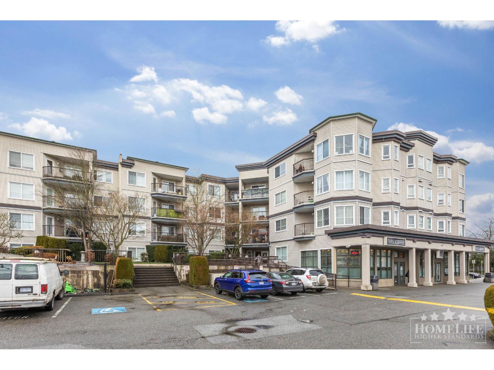 206 5765 GLOVER ROAD, Langley, British Columbia