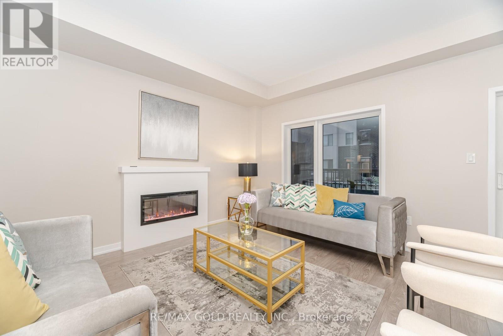 19 Lambert Lane, Caledon, Ontario  L7E 4M5 - Photo 9 - W12773696