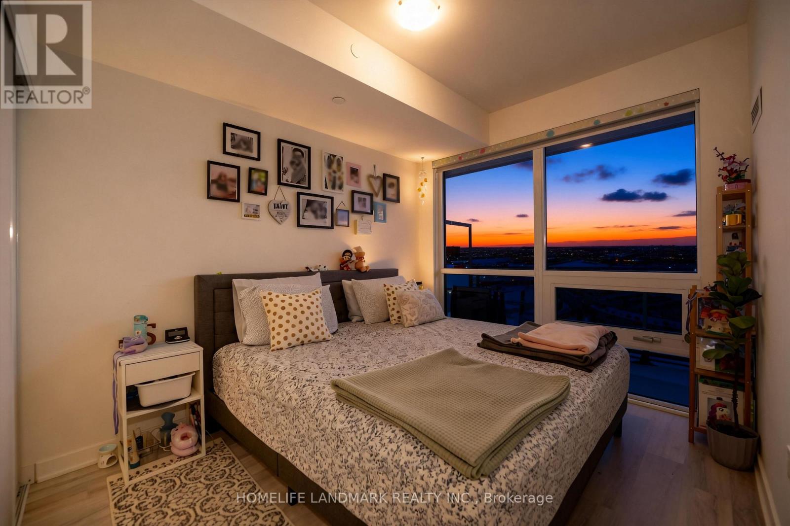 1701 - 4677 Glen Erin Drive, Mississauga, Ontario  L5M 2E3 - Photo 17 - W12773736