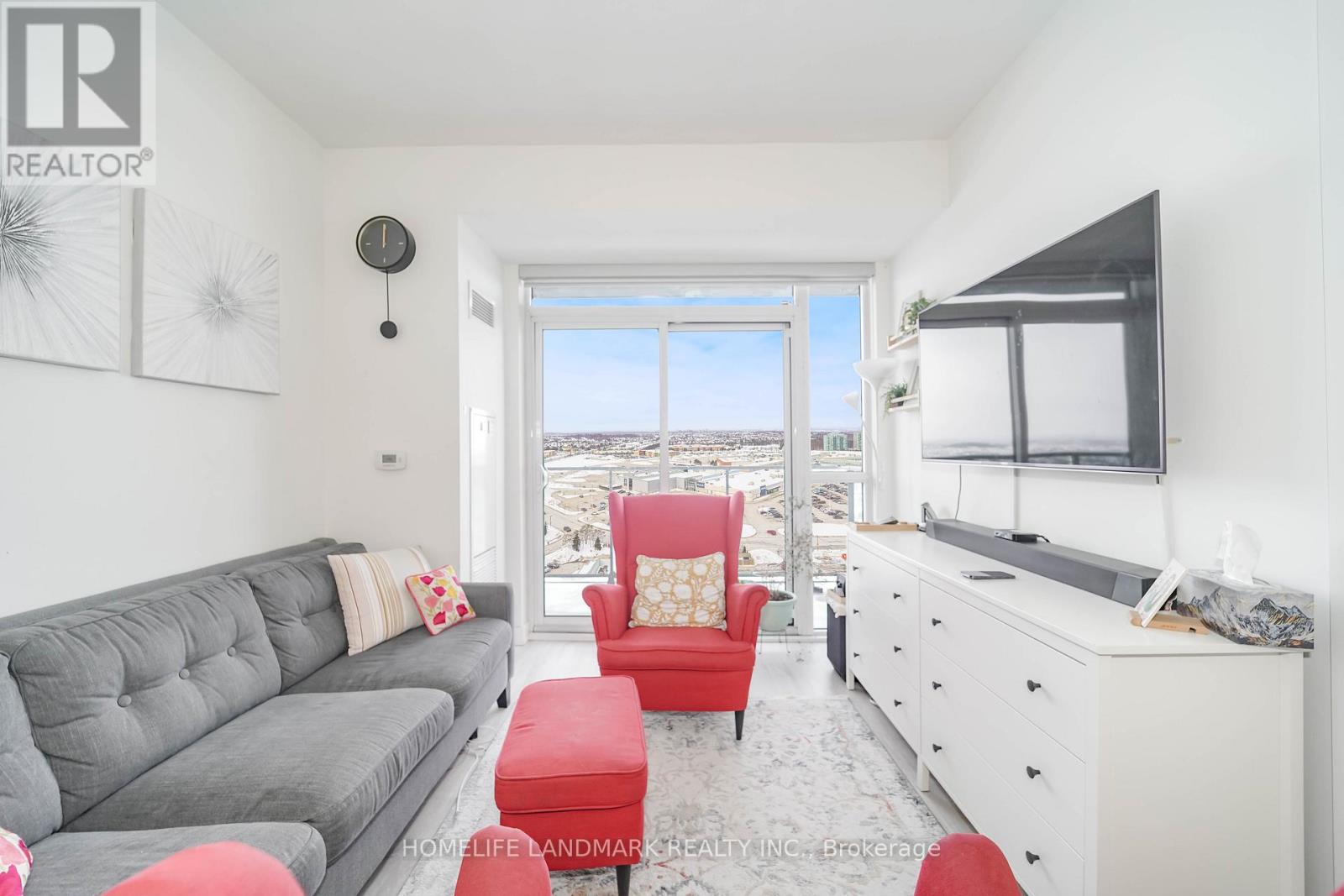 1701 - 4677 Glen Erin Drive, Mississauga, Ontario  L5M 2E3 - Photo 3 - W12773736